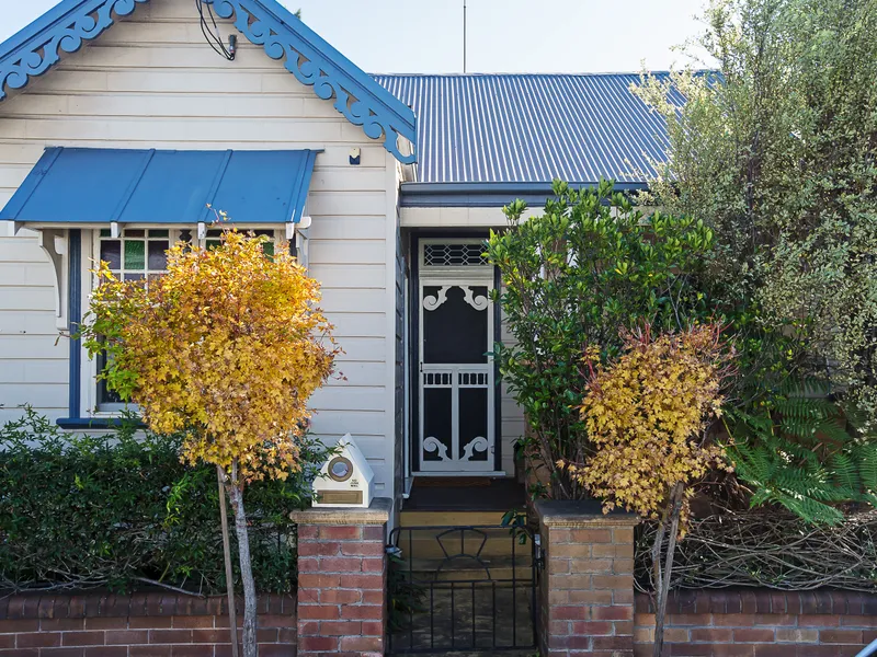 Quiet and convenient location 2 Dulling Street, Waratah