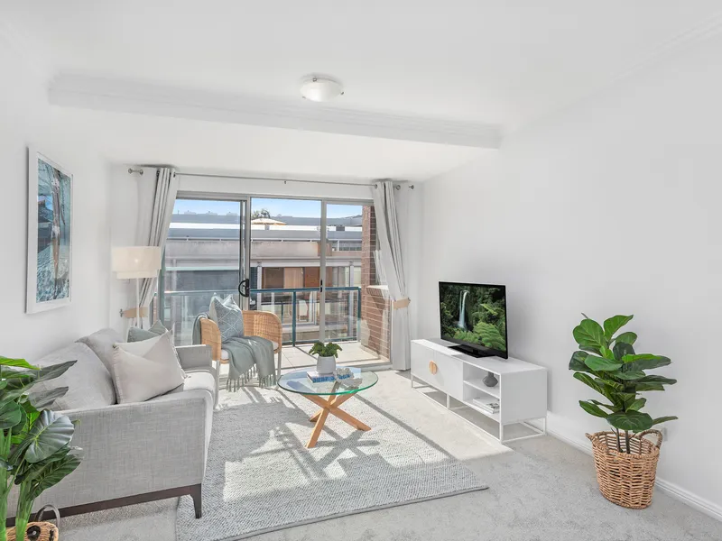 Spacious North Facing Apartment in Key Lifestyle Setting