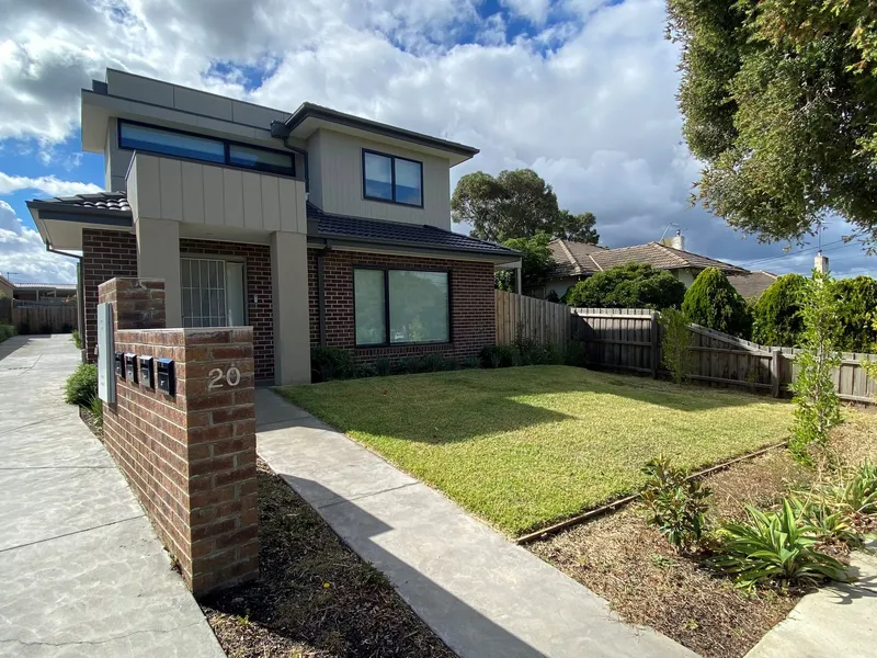 1 Year Old - Fantastic Location!
