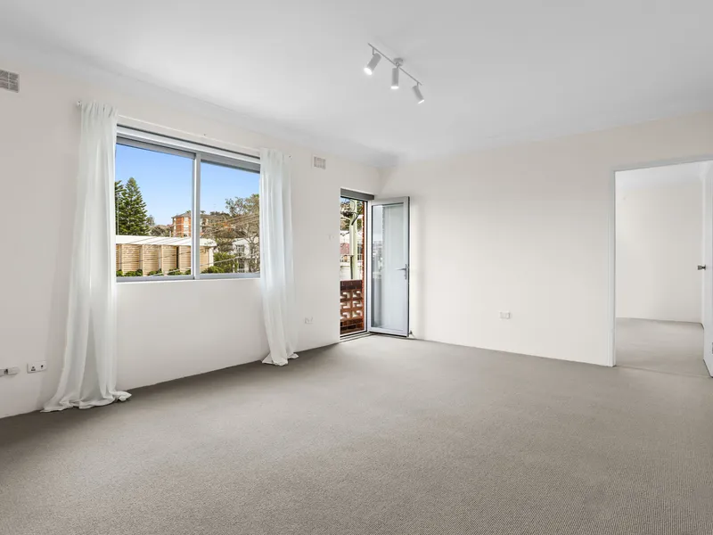 Two-Bedroom Unit in Prized Tamarama