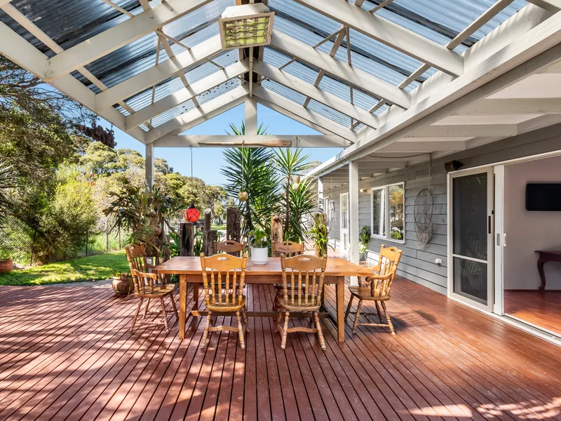 Inspiring Back Beach Oasis