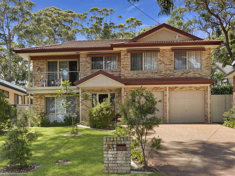 Impressive Family Home, With A Relaxed Beachside Lifestyle