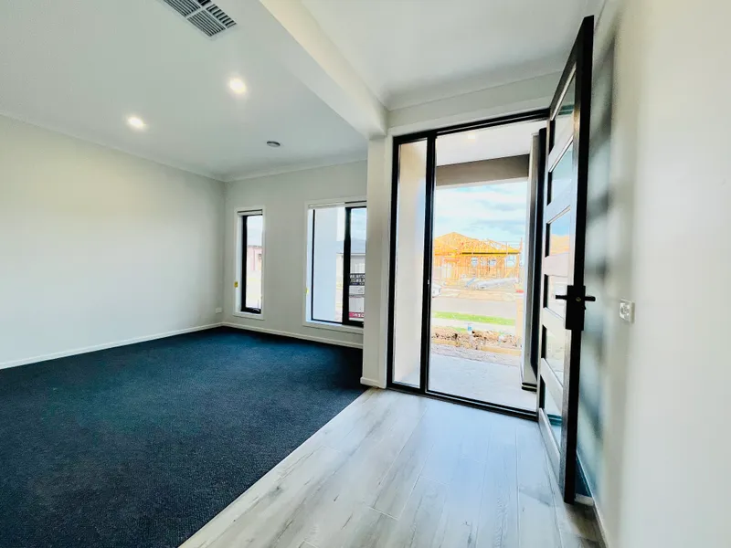 BRAND NEW HOUSE IN WESTBROOKE ESTATE