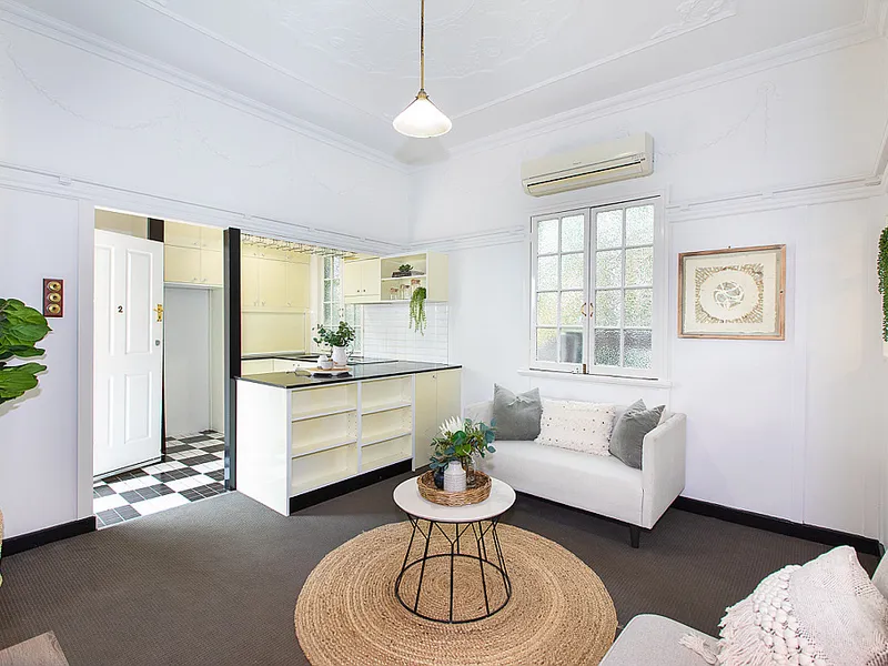 A Hidden Gem above the Howard Smith Wharves 