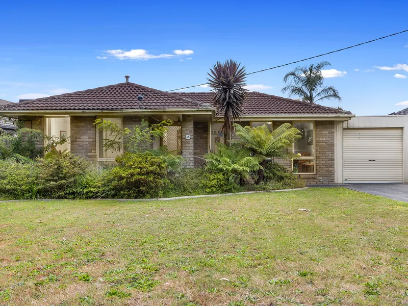 Solid Home Side Access - 798m2 Block