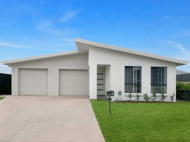 2 Bedroom with Garage!