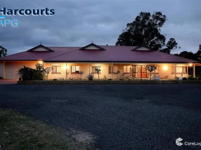 Large Country Homestead            Expression Of Interest