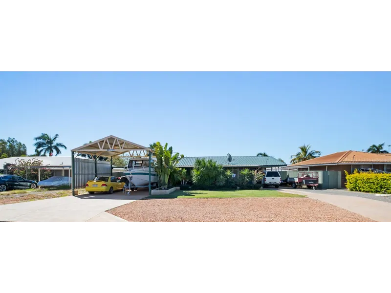 LOCATION! LOCATION! MOVE STRAIGHT IN!