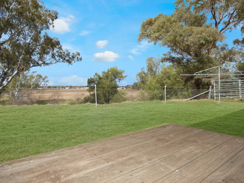 Fully Furnished 3 Bedroom Cottage