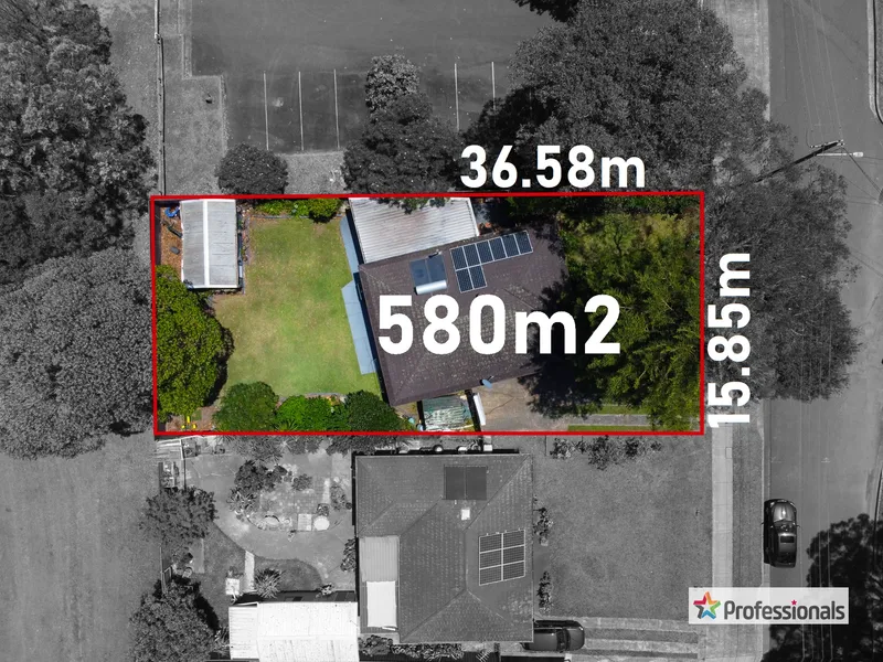 POTENTIAL DUPLEX SITE ON 580m2