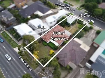 Dual street frontage