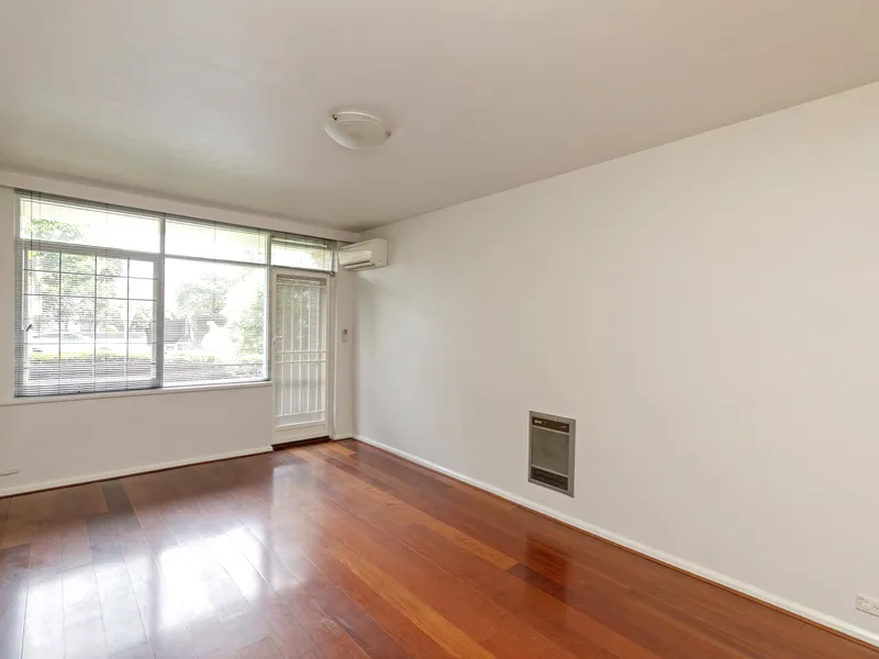 Ideally located two bedroom apartment