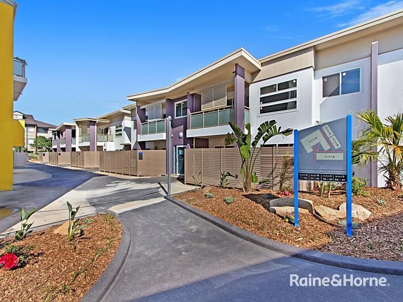 Double Story 2 Bedroom Apartment 