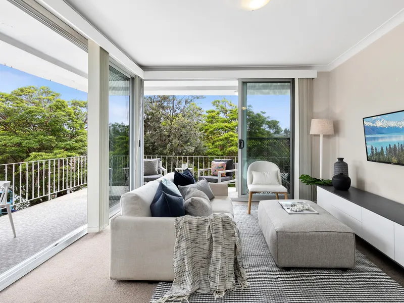 North Facing + 300 metres from beach