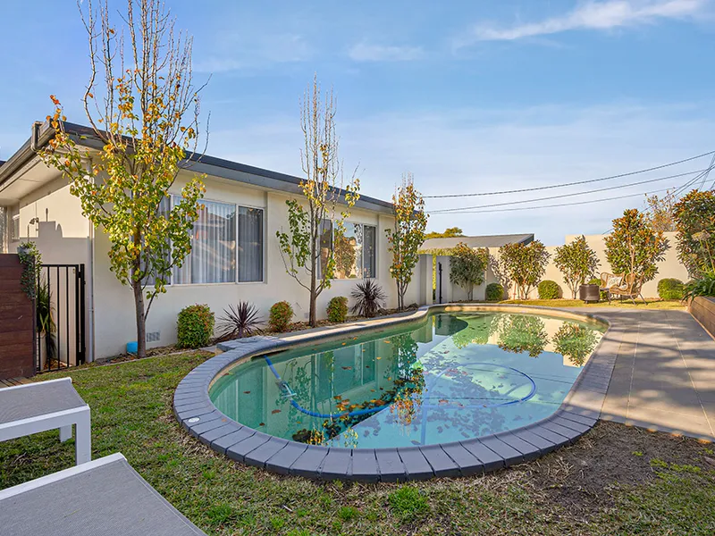 Impressive Modernised Space and Family Flexibility