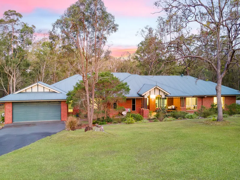 Experience serenity in Samford Valley