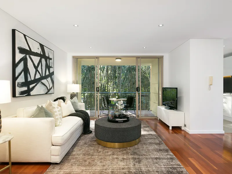 Spacious apartment with north-east aspect captures leafy outlook