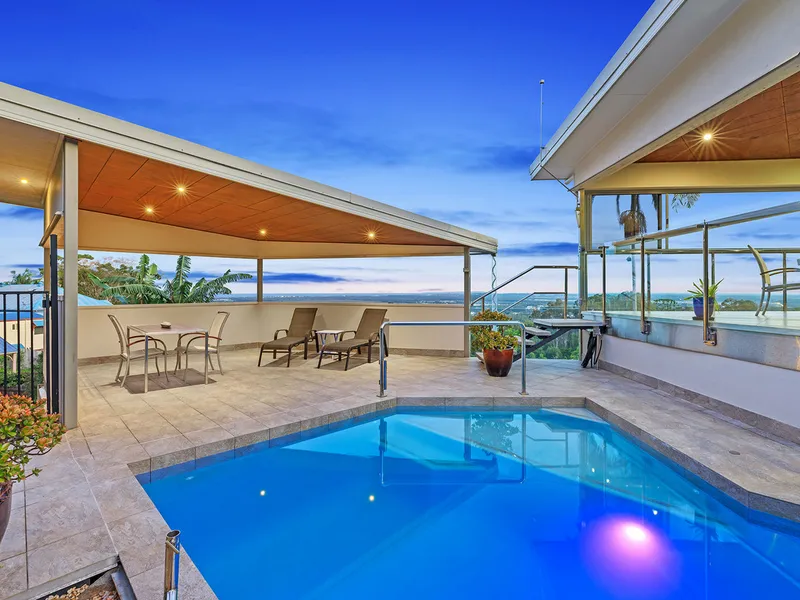 Masterpiece on Buderim with Views, Lift and Pool