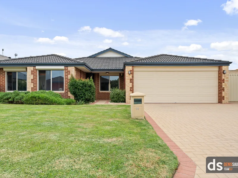 The Ultimate Family Home... 4 / 5 beds, theatre, games, entertaining and more...