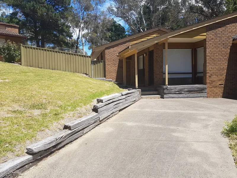 Comfortable Family Home Situated in the Popular Crest Estate