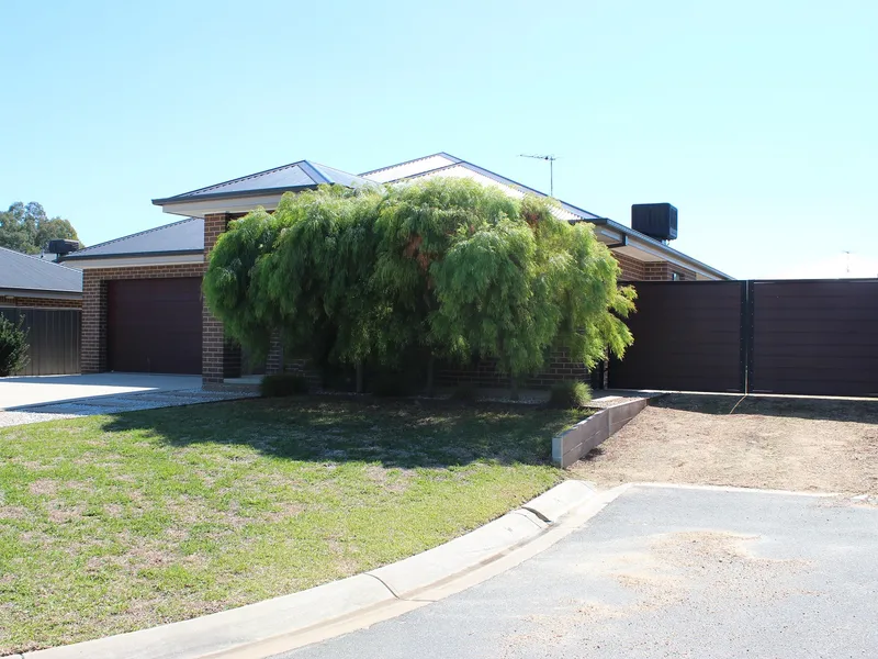 Exceptional Thurgoona Family Home