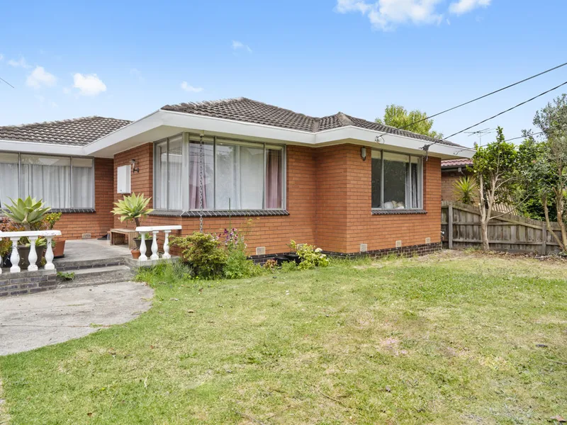 Spacious Floorplan & Perfect Start!