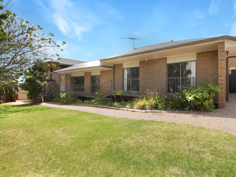 Rear Find for a 6 Months Lease