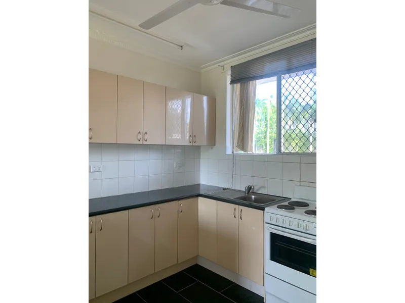 UNFURNISED, GROUND LEVEL, 2 BEDROOM UNIT, AVAILABLE NOW