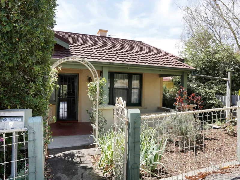 UNDER CONTRACT, HOME OPEN CANCELLED SATURDAY 20TH MARCH