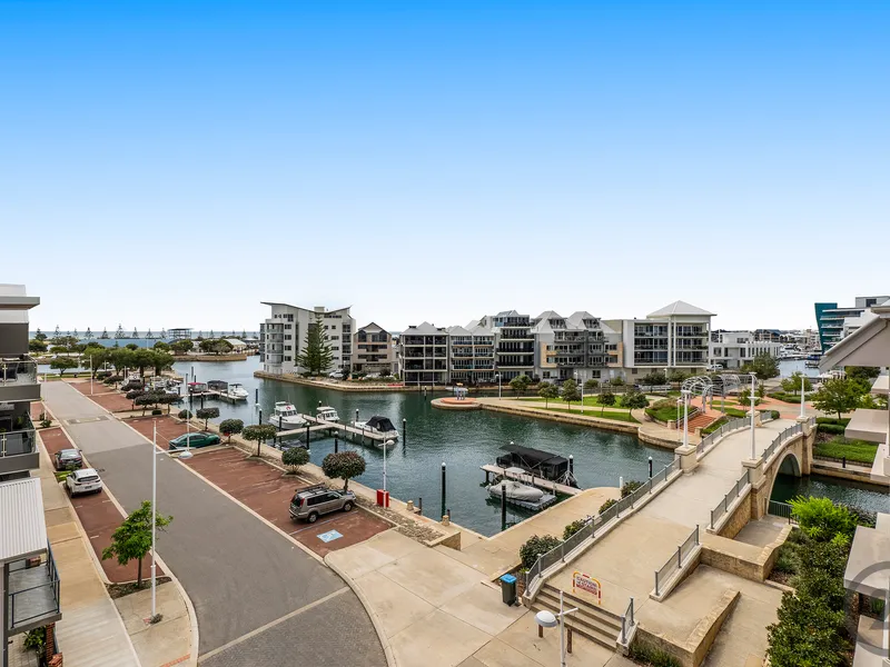 MARINA  PENTHOUSE SPECIAL 