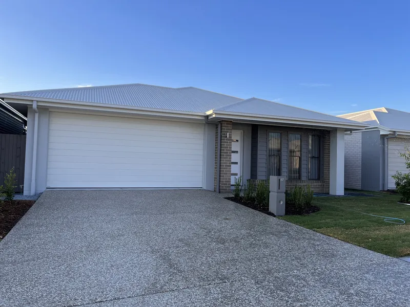 SPACIOUS FAMILY HOME