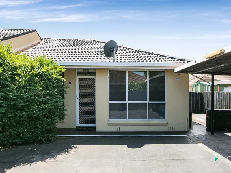 VERY NEAT AND WELL MAINTAINED 2 BEDROOM UNIT.