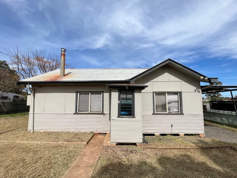 LARGE HOME AT A GREAT PRICE