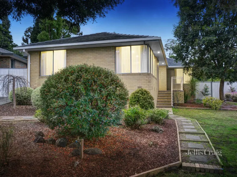 Cul de sac living, unmissable family location