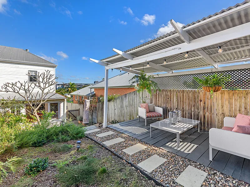 Dual Level Timber Terrace Townhome w/ Outdoor Entertaining Space
