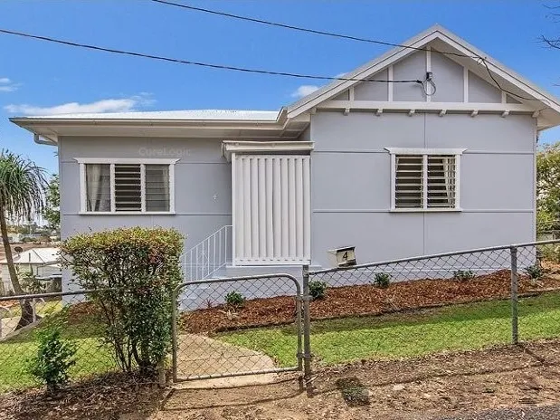 NEAT & TIDY - GOOD LOCATION