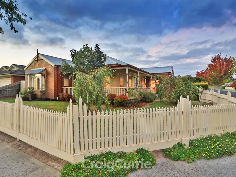 Incredible Charm-Outstanding Living! 