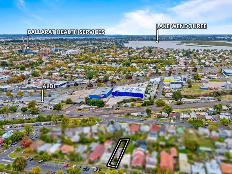 CBD convenience! 3BRS walking distance to an array of amenities