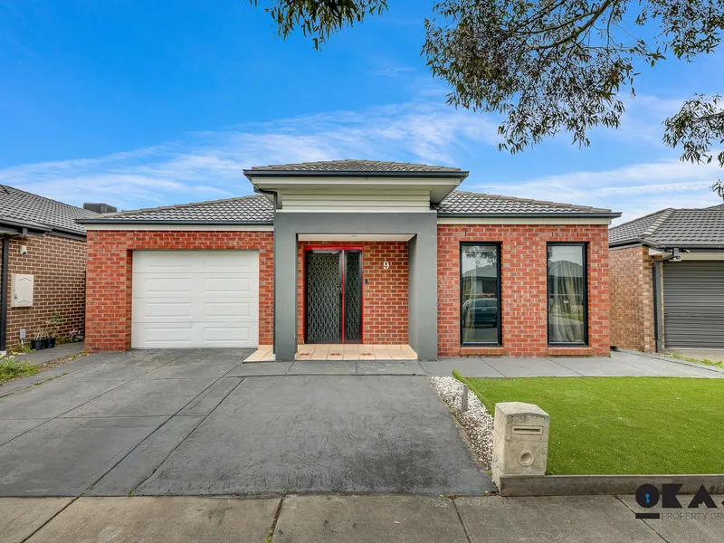 Generous Family home close to everything!