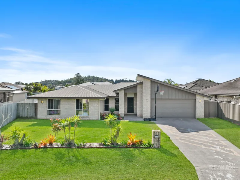 Your own oasis nestled in a great area of Loganholme!