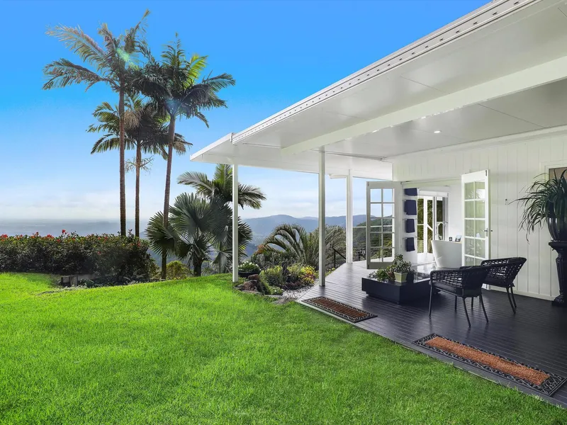 Mountain Tranquillity and Majestic Views