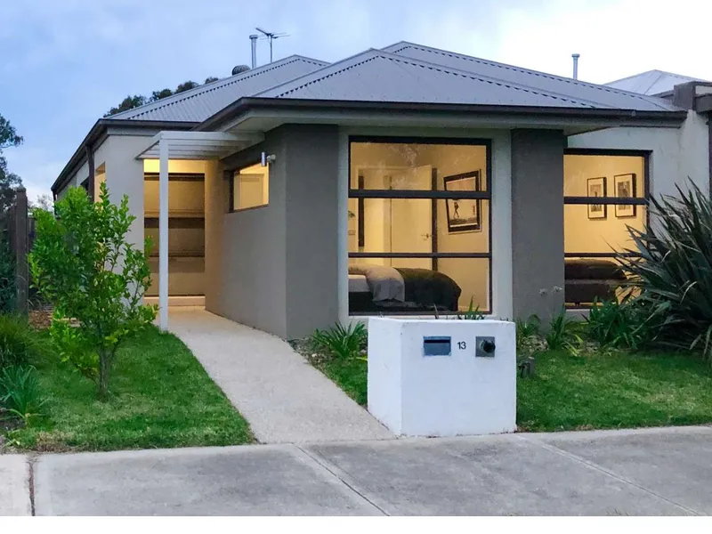 Best house in the row with parks on your doorstep