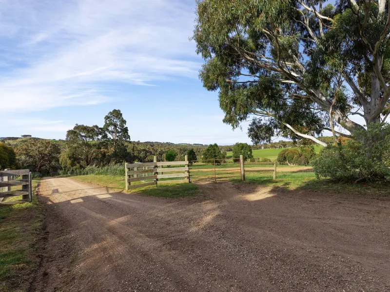 A Convenient Country Life