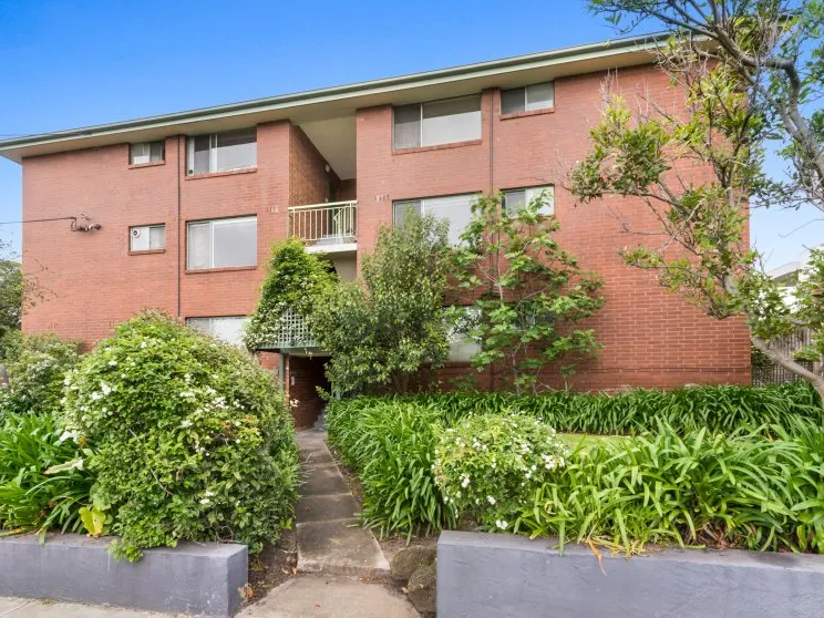 Renovated two bedroom apartment