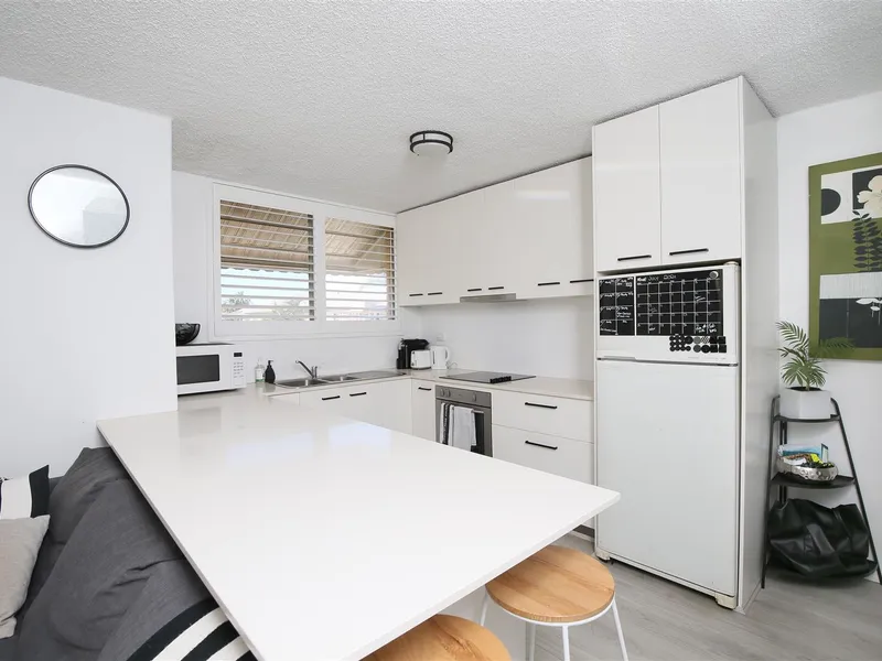 Newly Renovated Unit - Water Included