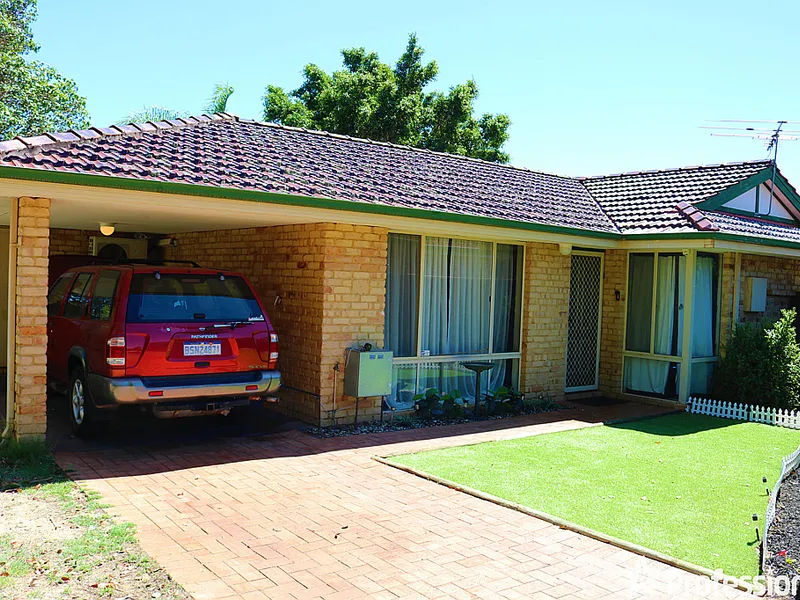 Beautiful and Private Invest or Live