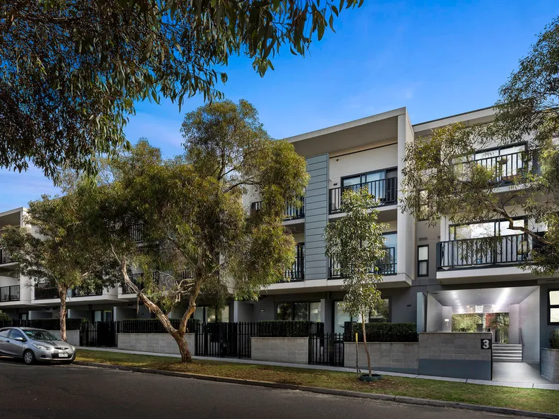 Stylish living in The Royal