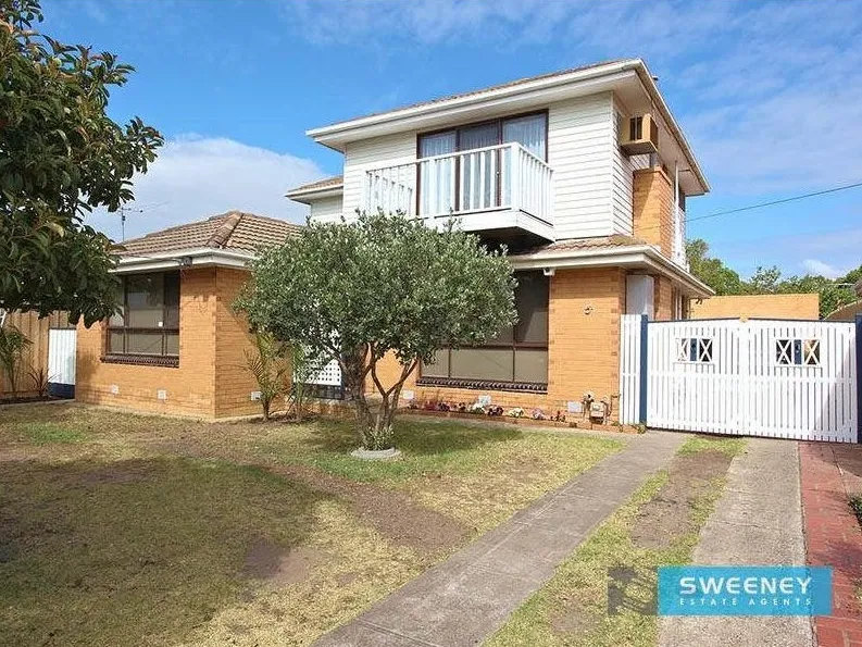 Family home in great location!