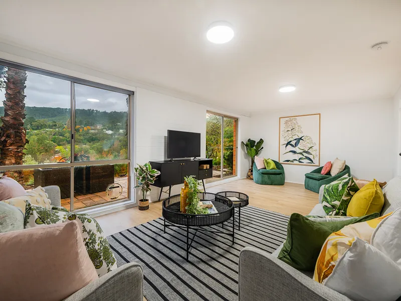 A renovated 3 bedroom unit with great mountain views