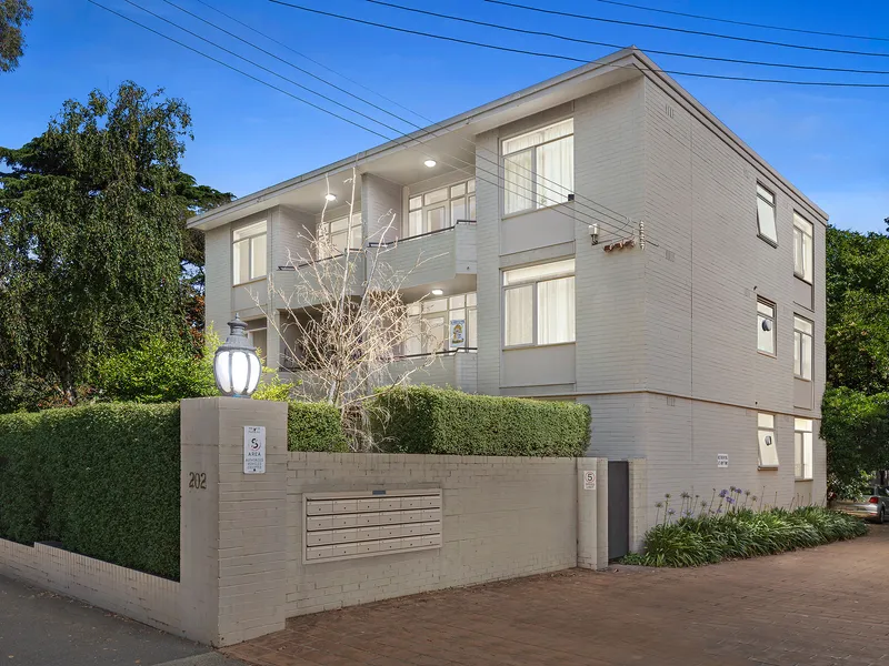 Fresh, tasteful & private. 